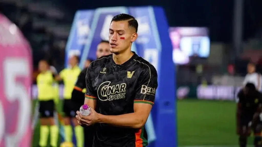 Udinese Berusaha Rekrut Jay Idzes dari Venezia