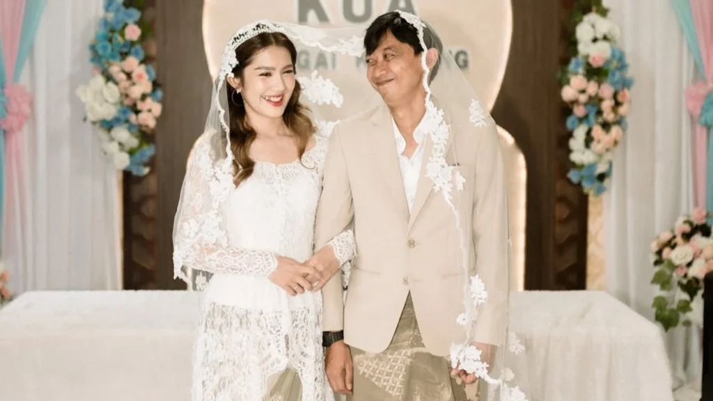 Yono Bakrie Resmi Menikah dengan Vivi Caroline, Momen Haru Menyentuh Hati
