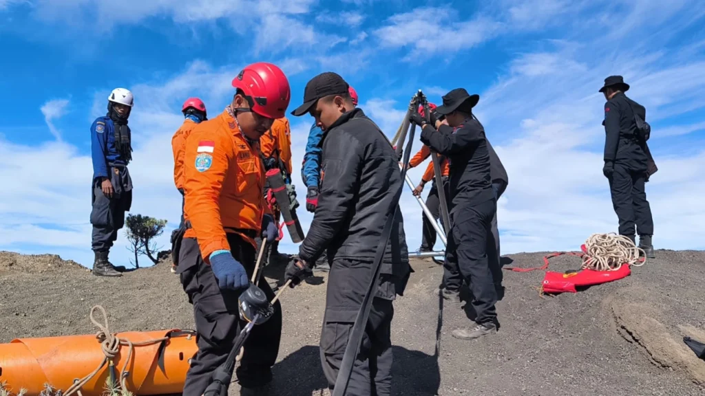 Penyebab Kematian Pendaki Brasil di Gunung Rinjani Terungkap
