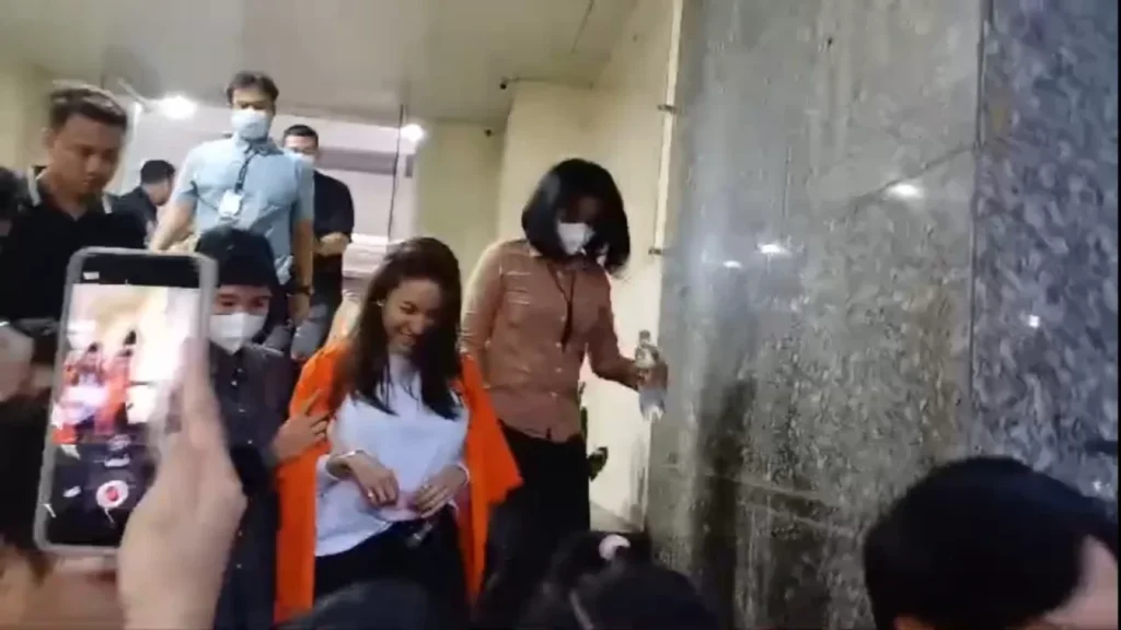 Nikita Mirzani Resmi Ditahan Terkait Dugaan Kasus Pengancaman dan Pencucian Uang