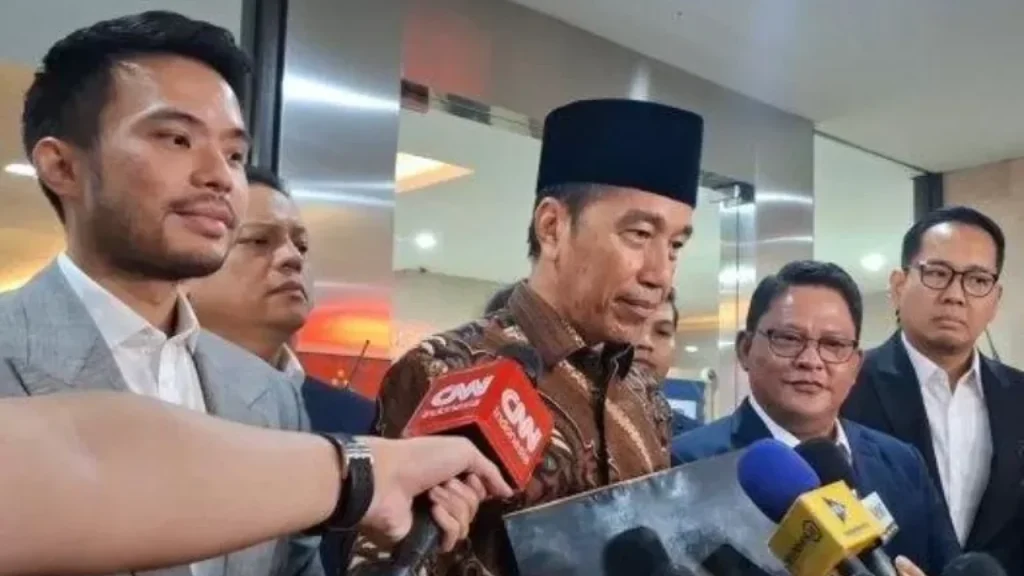Kuasa Hukum Jokowi: Menunjukkan Ijazah Asli Bisa Ciptakan Kekacauan
