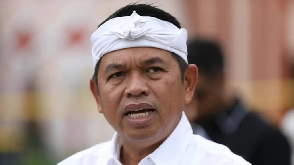 Gubernur Dedi Mulyadi Tegaskan Larangan Study Tour Tetap Berlaku