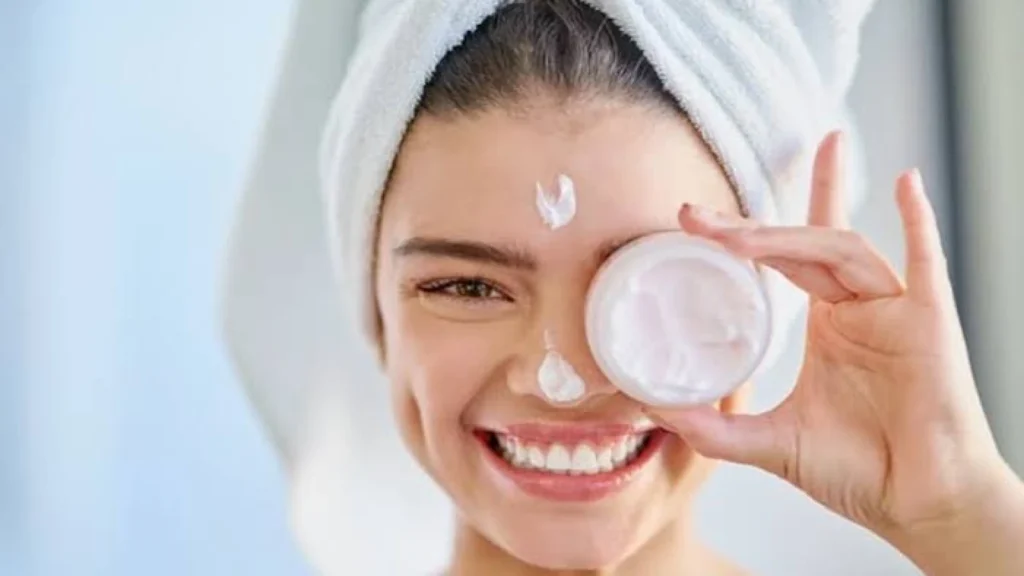 Lima Kebiasaan Buruk yang Mengganggu Skincare Anda