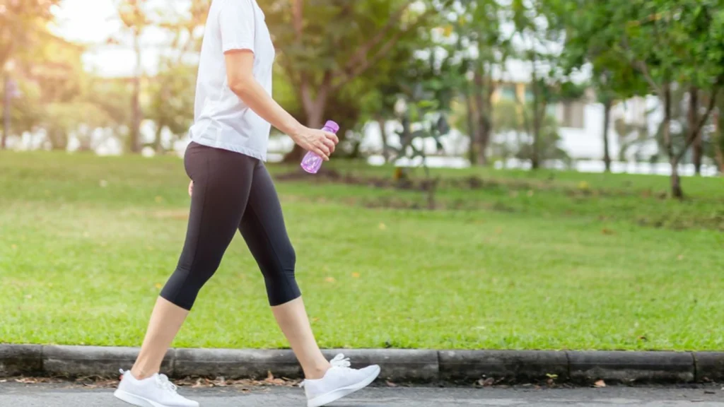 Jalan Kaki Sebagai Terapi Mental dan Kesehatan Fisik