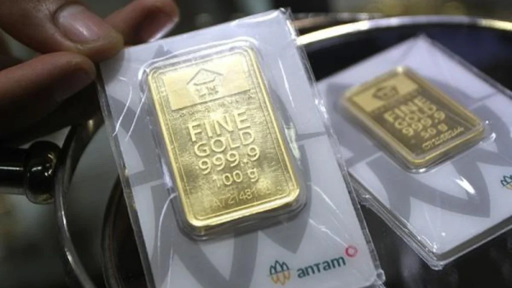 Harga Emas Antam Turun Signifikan di Tengah Kebijakan Impor AS