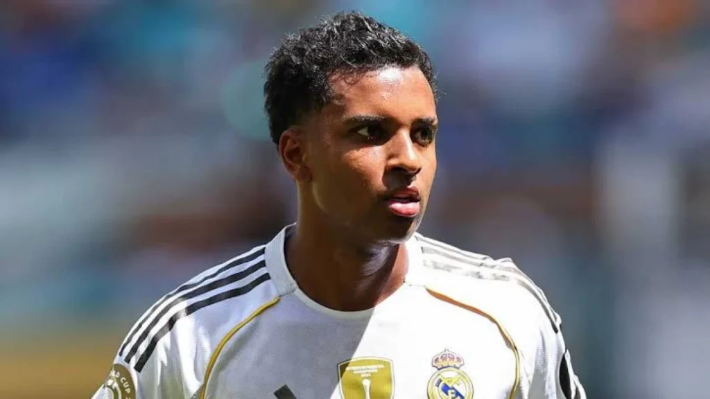 Bursa Transfer Rodrygo Goes: Liverpool Unggul Namun Persaingan Ketat