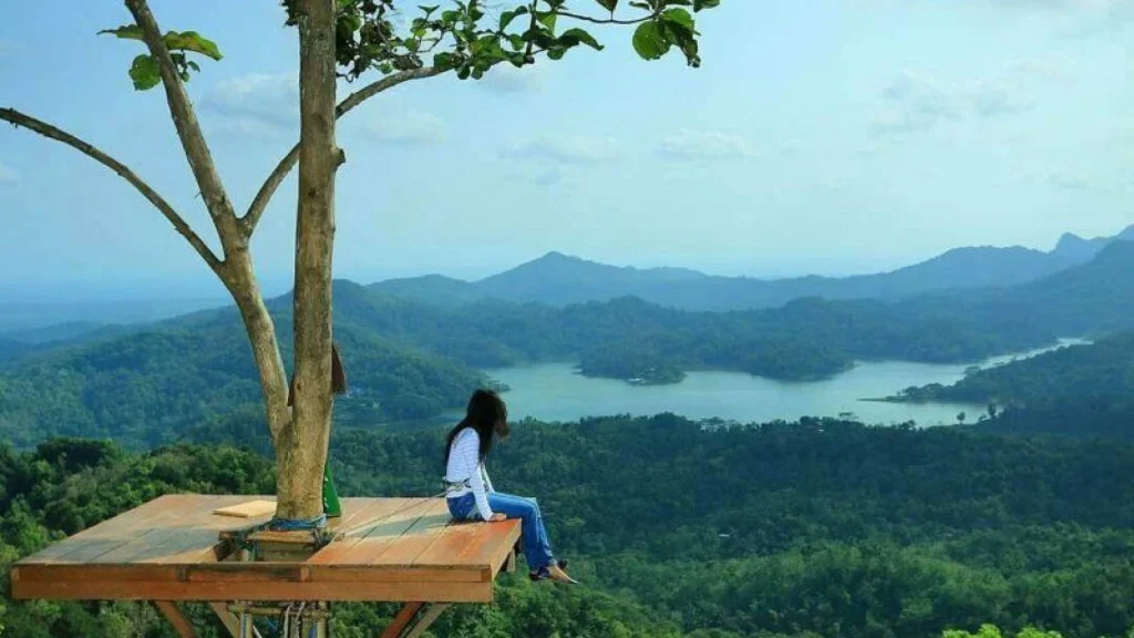 Staycation Alam: Tren Liburan yang Nyaman dan Menyegarkan