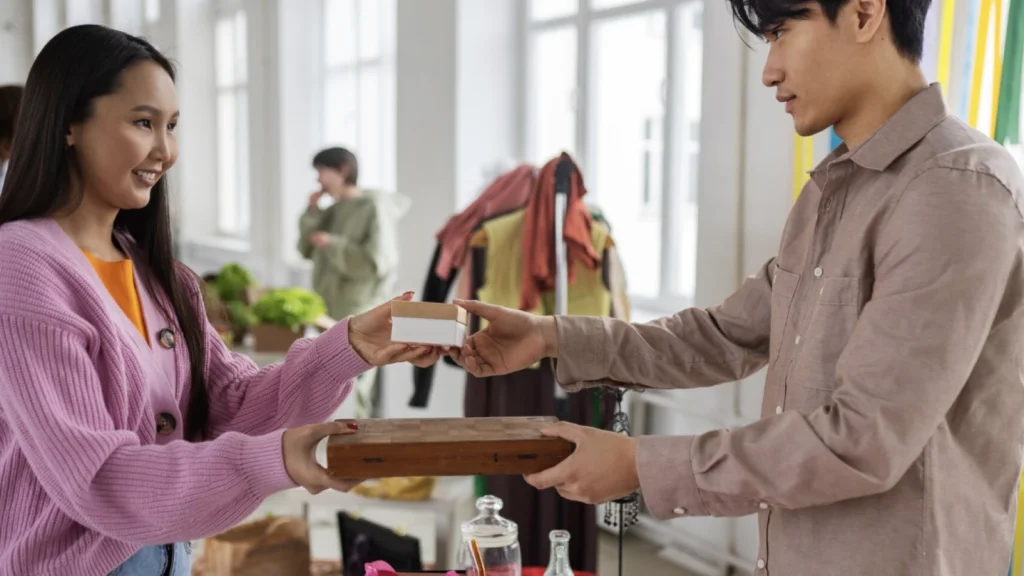 Mengenal Fenomena Retail Therapy dan Dampaknya pada Keuangan serta Kesejahteraan
