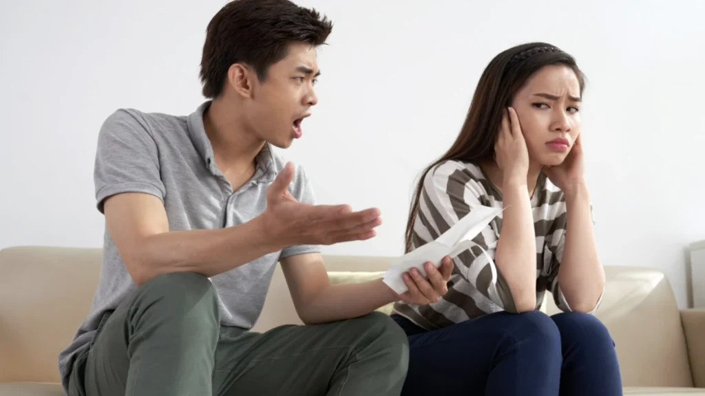 Strategi Komunikasi Efektif dalam Hubungan Pasangan