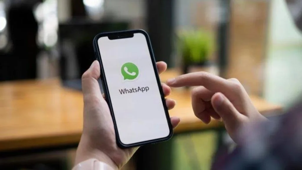 Pemerintah Tegaskan Tidak Ada Rencana Pembatasan WhatsApp Call