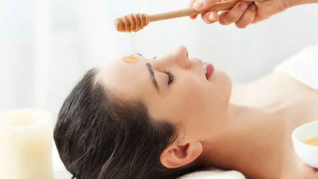 5 Masker Alami untuk Kulit Wajah Lembap dan Cerah