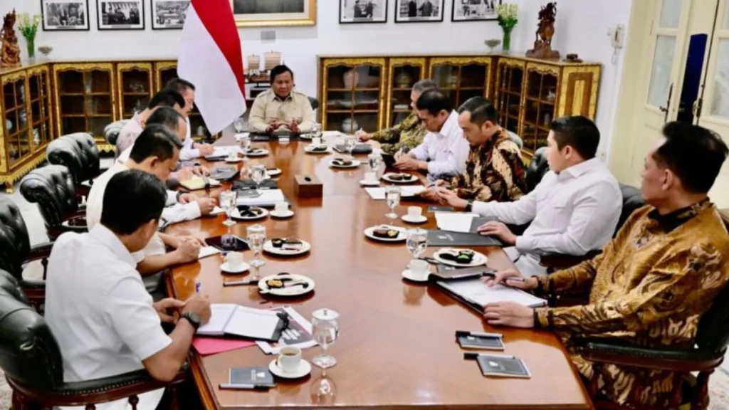 Presiden Prabowo Pimpin Rapat Terkait Pelanggaran Standar Kualitas Beras