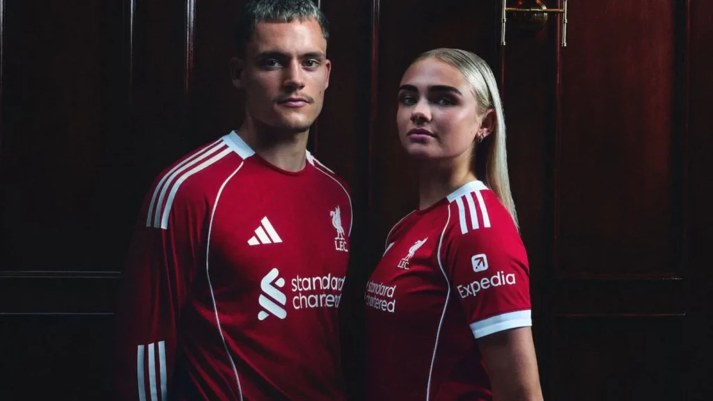 Jersey Baru Liverpool Laris Manis, Penjualan Tembus 40 Ribu dalam Satu Jam