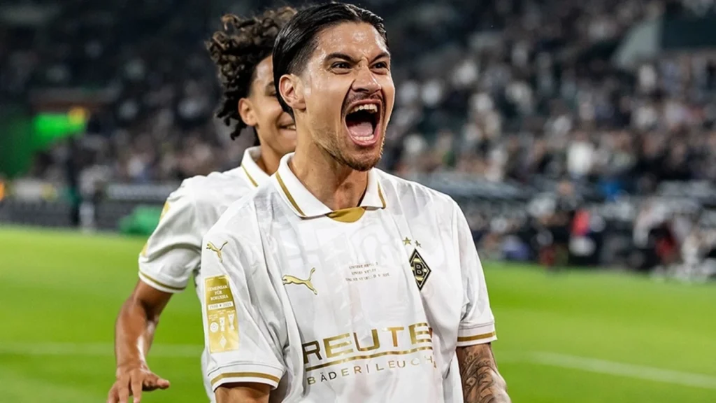 Kevin Diks Cetak Gol Debut Bersama Borussia Monchengladbach