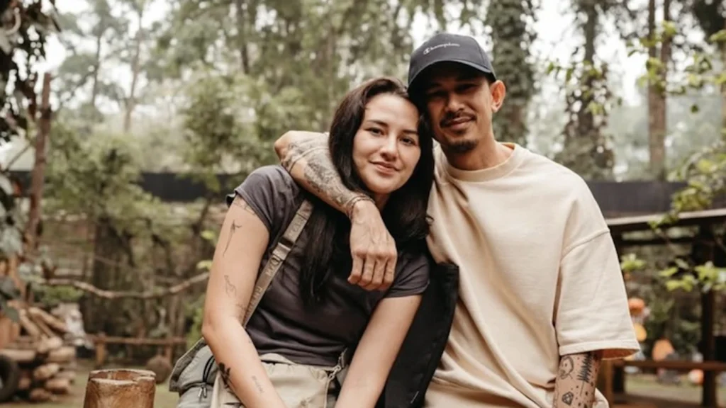 Dahlia Poland Gugat Cerai Fandy Christian, Publik Terkejut