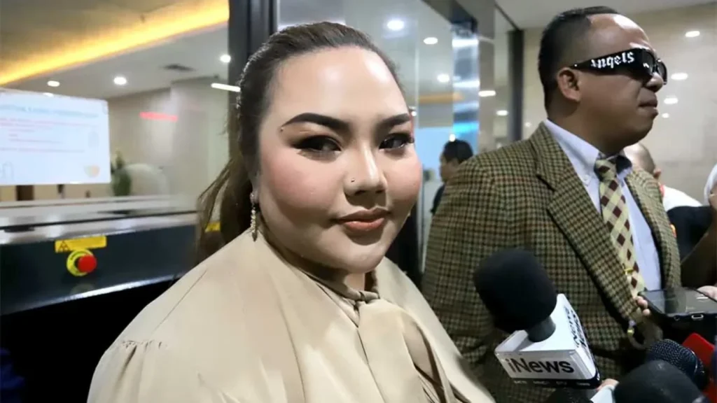 Selebgram Lisa Mariana Jalani Tes DNA Menanggapi Kasus Pencemaran Nama Baik