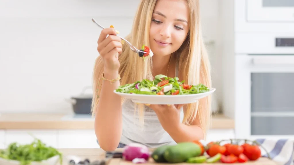 Mengatur Pola Makan saat Mood Swing untuk Kesehatan Mental